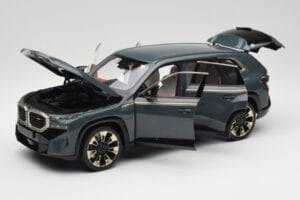BMW XM G09 Isle of Man Green Minichamps 1:18 110023300 Diecast — photo 2 of 8