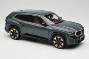BMW XM G09 Isle of Man Green Minichamps 1:18 110023300 Diecast — photo 6 of 8