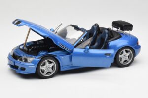 BMW Z3 M Roadster With Luggage Rack Blue Metallic UT Models 1:18 20416 Diecast — photo 2 of 8