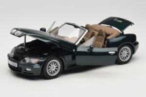 BMW Z3 Roadster 2.8 Dark Green Dealer Edition UT Models 1:18 80439411713 Diecast — photo 2 of 8