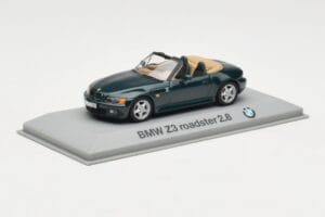 BMW Z3 Roadster 2.8 Dark Green Minichamps 1:43 80429421514 Diecast — photo 2 of 4