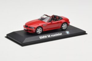 BMW Z3 Roadster 2.8 Red Minichamps 1:43 BMW004 Diecast — photo 2 of 4