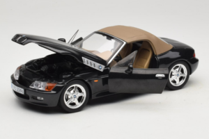 BMW Z3 Roadster Green Dealer Edition UT Models 1:18 80439411711 Diecast — photo 2 of 8