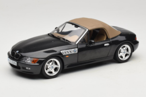BMW Z3 Roadster Green Dealer Edition UT Models 1:18 80439411711 Diecast