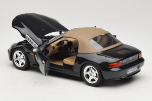 BMW Z3 Roadster Green Dealer Edition UT Models 1:18 80439411711 Diecast — photo 5 of 8