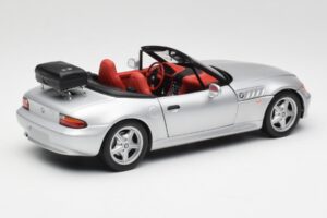 BMW Z3 Roadster With Luggage Rack Silver UT Models 1:18 20407 Diecast — photo 3 of 8