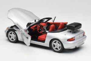 BMW Z3 Roadster With Luggage Rack Silver UT Models 1:18 20407 Diecast — photo 5 of 8