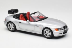 BMW Z3 Roadster With Luggage Rack Silver UT Models 1:18 20407 Diecast — photo 6 of 8