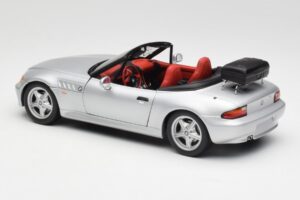BMW Z3 Roadster With Luggage Rack Silver UT Models 1:18 20407 Diecast — photo 7 of 8