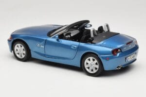 BMW Z4 E85 Blue Metallic Motormax 1:18 73144 Diecast — photo 7 of 8