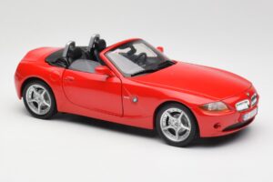 BMW Z4 E85 Roadster Red Bburago 1:18 34046 Diecast — photo 6 of 8