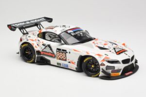 BMW Z4 E89 GT3 #888 Triple Eight Racing L. Mowle / J. Ratcliffe 24 Hours of Spa 2015 Minichamps 1:18 151152388 Diecast — photo 4 of 6