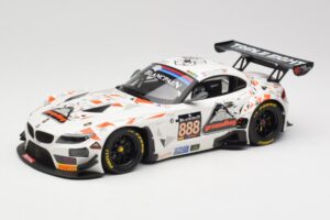 BMW Z4 E89 GT3 #888 Triple Eight Racing L. Mowle / J. Ratcliffe 24 Hours of Spa 2015 Minichamps 1:18 151152388 Diecast