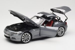BMW Z4 E89 sDrive 35i Space Grey Metallic Kyosho 1:18 80432147085 Diecast — photo 2 of 8