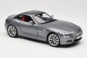 BMW Z4 E89 sDrive 35i Space Grey Metallic Kyosho 1:18 80432147085 Diecast — photo 6 of 8