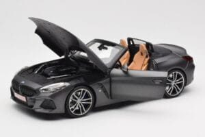 BMW Z4 G29 Grey Metallic Norev 1:18 183270 Diecast — photo 2 of 8