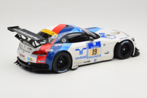 BMW Z4 GT3 #19 Team Schubert J. Muller / D. Muller ADAC 24 Hours Nurburgring 2013 Minichamps 1:18 151132319 Diecast — photo 2 of 6