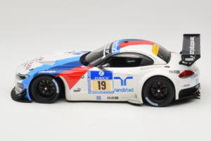 BMW Z4 GT3 #19 Team Schubert J. Muller / D. Muller ADAC 24 Hours Nurburgring 2013 Minichamps 1:18 151132319 Diecast — photo 3 of 6