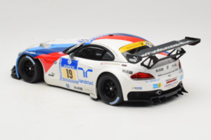BMW Z4 GT3 #19 Team Schubert J. Muller / D. Muller ADAC 24 Hours Nurburgring 2013 Minichamps 1:18 151132319 Diecast — photo 5 of 6