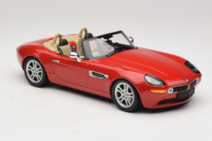 BMW Z8 Red Minichamps 1:18 155024230 Diecast — photo 4 of 6