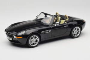 BMW Z8 Black Kyosho 1:18 80439411729 Diecast