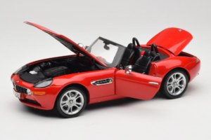 BMW Z8 Red Kyosho 1:18 80439411730 Diecast — photo 2 of 9