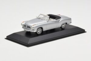 Borgward Isabella Cabriolet Silver Minichamps 1:43 400096030 Diecast — photo 2 of 4
