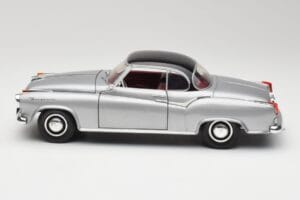 Borgward Isabella Coupe Grey & Black Revell 1:18 8989 Diecast — photo 3 of 8