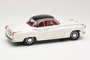 Borgward Isabella Coupe White Revell 1:18 08982-W1 Diecast — photo 3 of 8