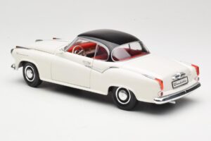 Borgward Isabella Coupe White Revell 1:18 08982-W1 Diecast — photo 7 of 8