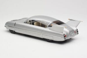 Borgward Traumwagen Silver BoS Models 1:18 BOS052 Resin — photo 5 of 6