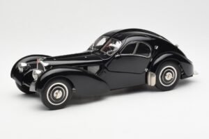 Bugatti 57SC Atlantic Black CMC 1:18 M-085 Diecast