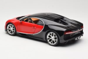 Bugatti Chiron Black & Red Bburago 1:18 18-11040 Diecast — photo 7 of 8