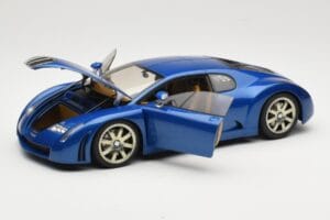 Bugatti EB 18.3 Chiron Blue AUTOart 1:18 70911 Diecast — photo 2 of 8