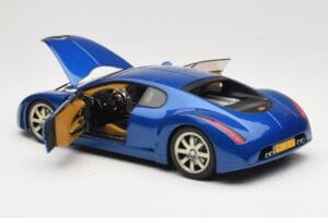 Bugatti EB 18.3 Chiron Blue AUTOart 1:18 70911 Diecast — photo 5 of 8