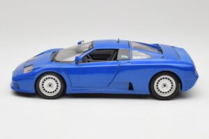Bugatti EB110 Dark Blue Bburago 1:18 3035-DB Diecast — photo 4 of 8