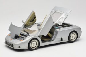 Bugatti EB110 Silver Bburago 1:18 3035-S Diecast — photo 2 of 8