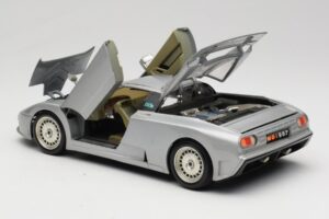 Bugatti EB110 Silver Bburago 1:18 3035-S Diecast — photo 5 of 8
