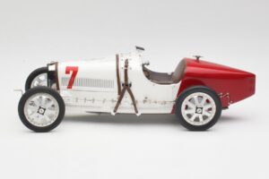Bugatti Type 35 GP Poland 1924 CMC 1:18 M-100 B-003 Diecast — photo 3 of 6