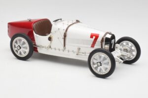 Bugatti Type 35 GP Poland 1924 CMC 1:18 M-100 B-003 Diecast — photo 4 of 6