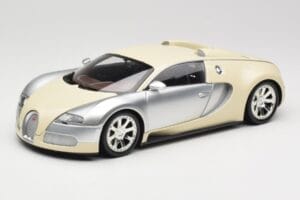 Bugatti Veyron Edition Centenaire Chrome Beige Minichamps 1:18 100110854 Diecast