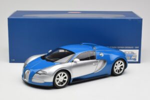 Bugatti Veyron Edition Centenaire Chrome Blue Minichamps 1:18 100110850 Diecast — photo 8 of 8
