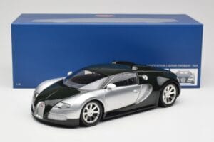 Bugatti Veyron Edition Centenaire Chrome Green Minichamps 1:18 100110852 Diecast — photo 8 of 8