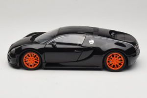 Bugatti Veyron Super Sport Black Metallic Minichamps 1:18 100110842 Diecast — photo 4 of 8