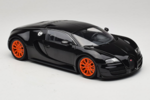 Bugatti Veyron Super Sport Black Metallic Minichamps 1:18 100110842 Diecast — photo 6 of 8