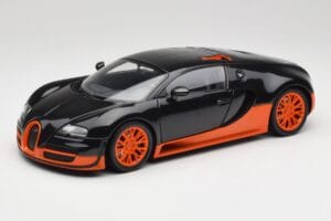 Bugatti Veyron Super Sport World Record Edition Carbon & Orange Minichamps 1:18 100110840 Diecast