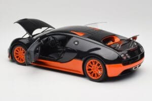 Bugatti Veyron Super Sport World Record Edition Carbon & Orange Minichamps 1:18 100110840 Diecast — photo 5 of 8