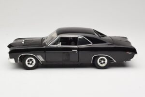 Buick GS 400 Black American Muscle 1:18 33086 Diecast — photo 4 of 8