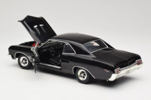 Buick GS 400 Black American Muscle 1:18 33086 Diecast — photo 5 of 8