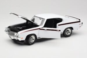 Buick GSX White American Muscle 1:18 AMM1322/06 Diecast — photo 2 of 8